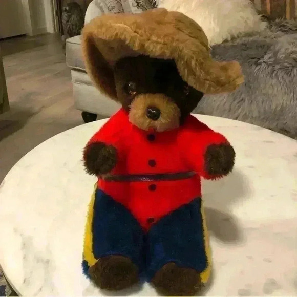 Vintage 14” Canadian Mountie plush bear  made by Mara Toys in Spruce Grove, Alta - Picture 2 of 7
